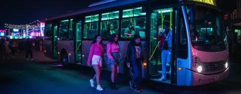 Cero clavos con el parqueo: Asegurá tu ride oficial para el EMF 2026