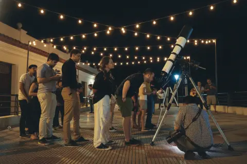 Estrellas y acordes: Noche de astronomía y música en Museo Miraflores