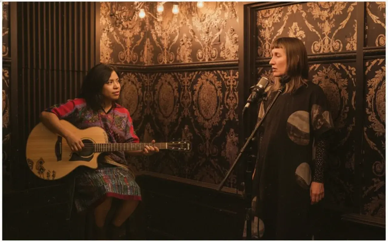 Sara Curruchich y Aterciopelados nos regalan Quisiera ser
