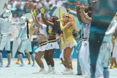 ¡A mover las caderas! Shakira lanza la versión en español de 'Dai Dai' para el Mundial