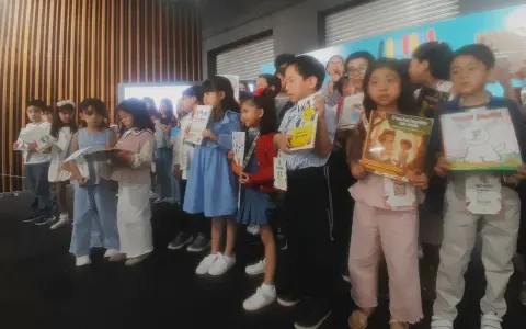 ¡Puros patojos chispudos! Más de 300 niños debutan como autores en FILGUA 2026