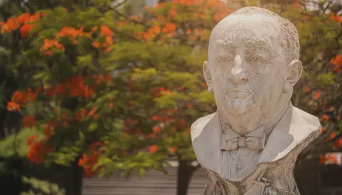 El Gran Lengua descansa en Guate: habilitan el nuevo mausoleo de Miguel Ángel Asturias