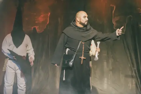 ¡Qué mello! La obra 'Los Aparecidos, Vol. 2' revive el terror chapín