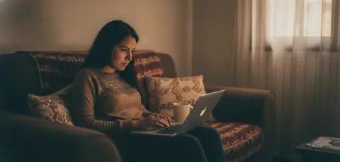 Bajale al estrés con los patojos: Taller online 'From Fear to Love'
